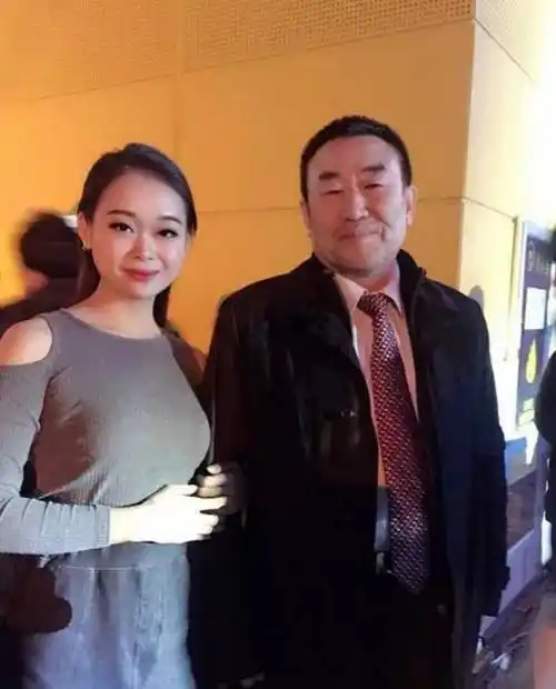 《乡爱》刘能扮演者王小利,著名演员郭晓冬.