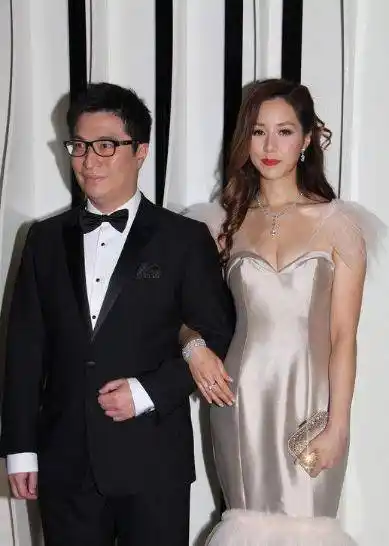 生一个孩子奖励1亿,连生4子状态却这样_徐子淇_李嘉诚_郭晶晶