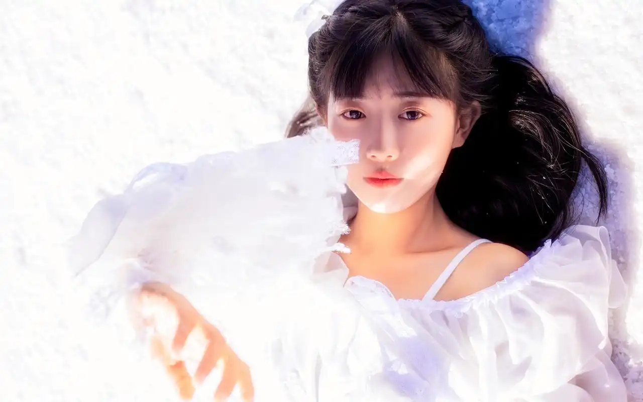 白衣清纯美女西藏旅行摄影超清写真电脑桌面壁纸高清大图预览1920