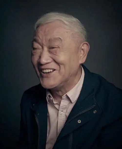 著名演员牛犇演戏76年和初恋相守一生两个儿子不姓牛