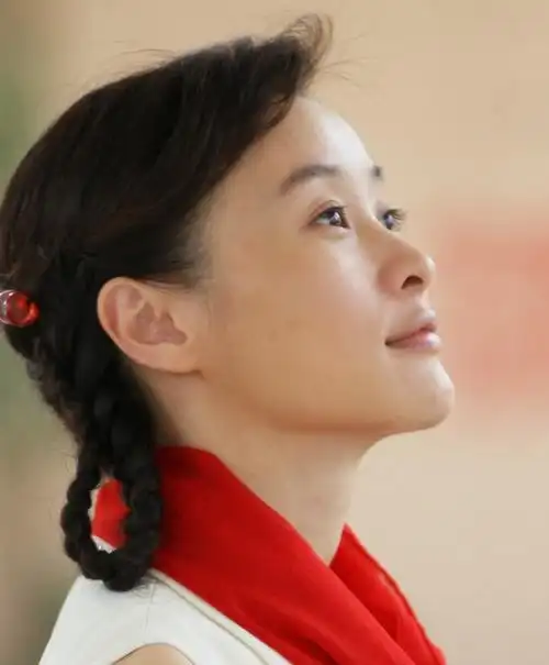 p>吴越,1972年4月10日出生于上海市闵行区,中国内地影视女演员,毕业