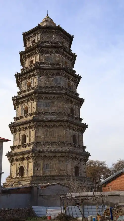 涿州……历史文化名城,著名人物有刘备,张飞,赵匡胤,郦道元等,春秋