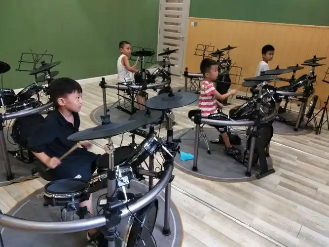 星海艺术学校不忘初心与国同行