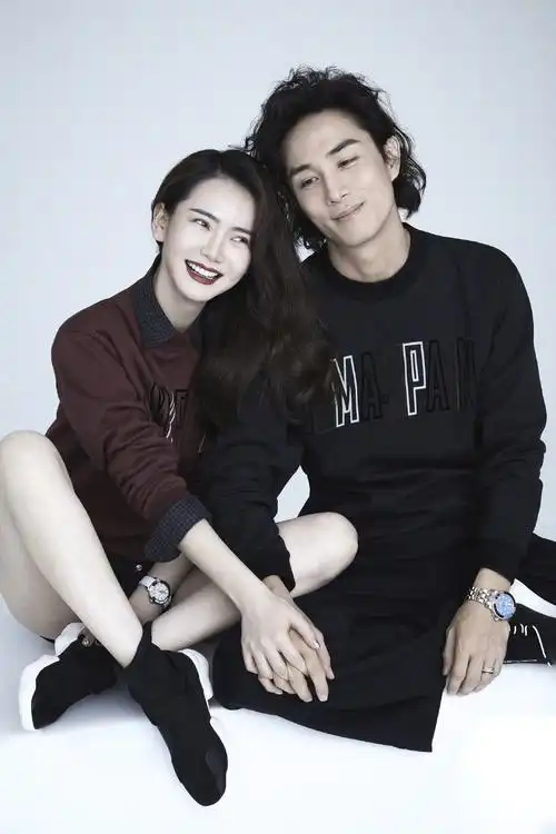 戚薇李承铉时尚健康杂志封面写真