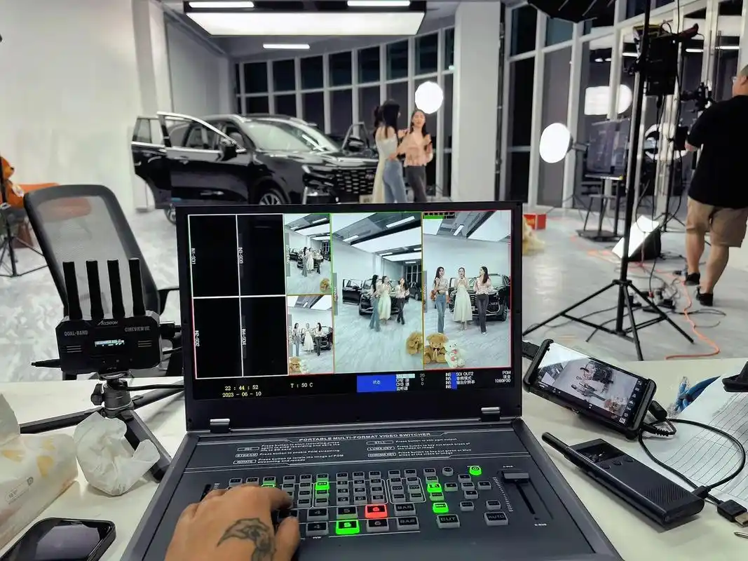 抖音直播团队服务,别看了快来撩我.#现场实拍 #同城发现 # - 抖音