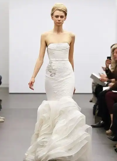 婚纱女王王薇薇 vera wang 2013秋冬新款婚纱