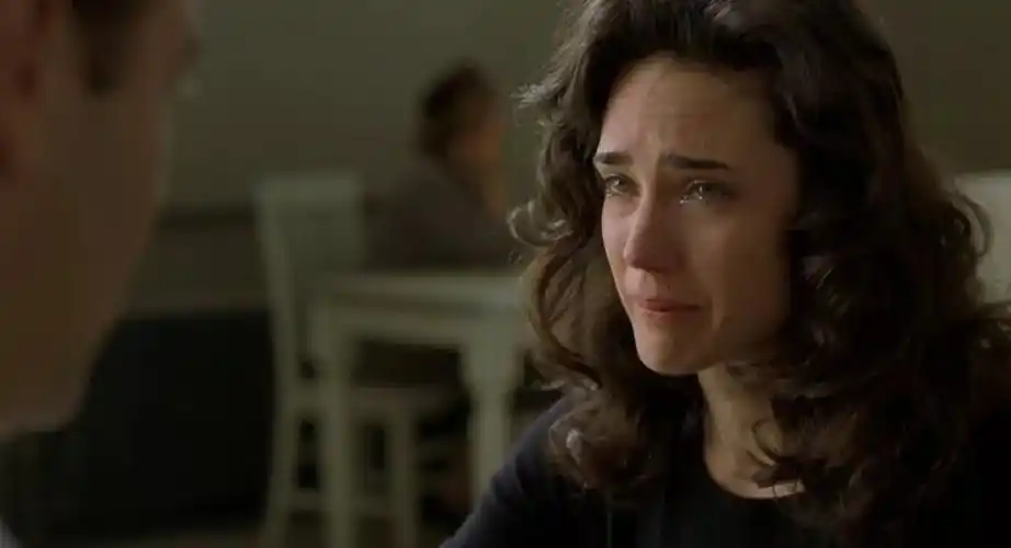 在反复的入院,出院及好转,恶化中,艾丽西亚心力交瘁.