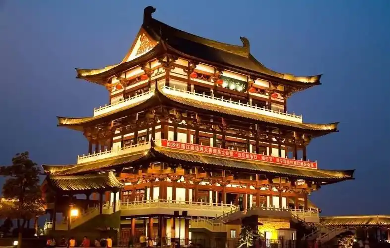 去长沙旅游什么时间好,什么季节去长沙旅游最舒服