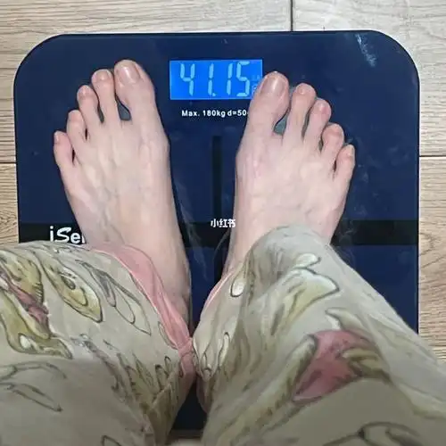 菠菜汤 螃蟹0215 豆腐晚上:一个蛋挞 蛋白粉 橙子92睡前体重