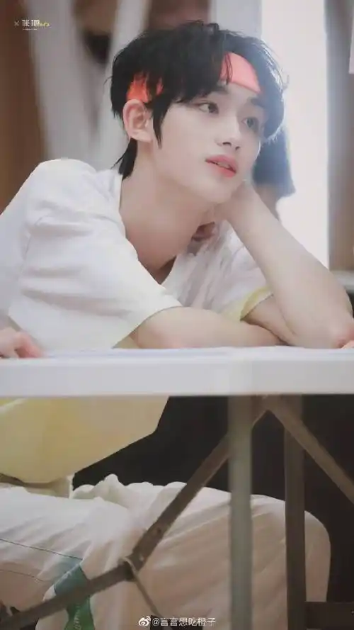 爱豆多功能锁骨大赛#日系美少年@时代少年团-丁程鑫【锁骨杀】日常严