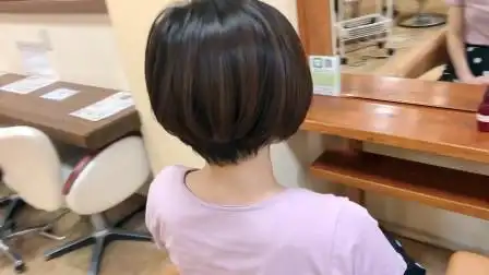 不烫不染显高又时尚的"鲍勃头"短发,越来越多妹子喜欢这样剪