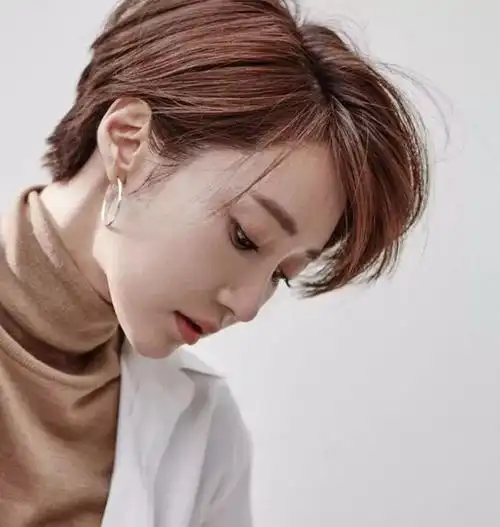 原来短发这样剪最好看|发型|圆脸|刘海|发尾_网易订阅