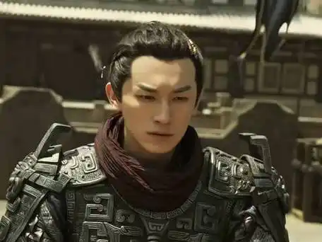 紫川秀霸气侧漏,战场上他好燃. 杨旭文