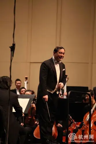 中国著名指挥家俞峰