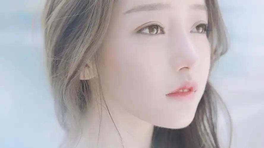 文艺白皙美女电脑桌面壁纸精选高清大图预览1920x1080_美女壁纸下载