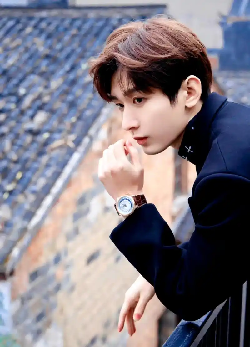 成毅工作室无行程图,营业次数屈指可数,现在连会员都没有了!