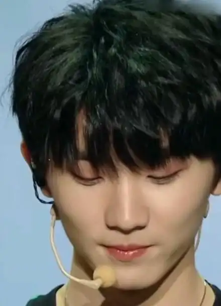 马嘉祺挑眉杀,郑州蛊王