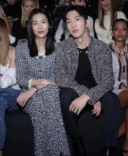 国民情侣好事将近,何穗奚梦瑶羡慕哭了!|刘雯