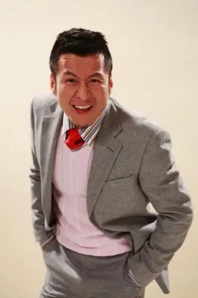 出生于广东的男明星,除了陈小春,向华强,你还知道谁?