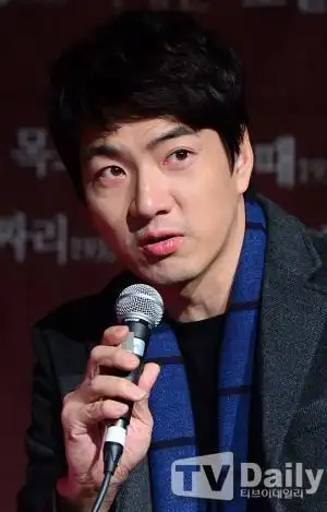 韩星宋一国妻子护夫发言遭斥 宋一国道歉