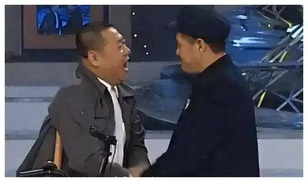 赵本山,范伟,从黄金搭档到"闹掰"的蜕变过程,为何如此?