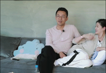 看大s泡沫之夏气够呛一本正经汪小菲竟是新一届艺能担当