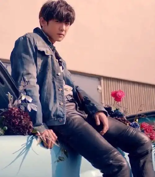 朴灿烈自拍##朴灿烈照片