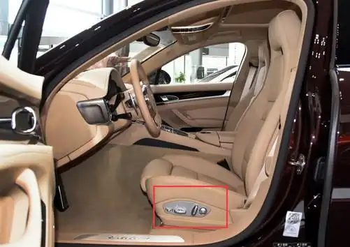 但是奔驰是比较特殊的,它把座椅调节按钮做在了车门上