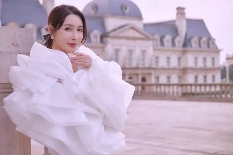 深扒梦泉创始人贺冬冬40岁依然貌美如花的秘密