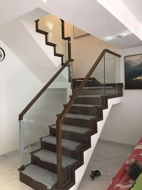 金铜韵玻璃楼梯扶手-1