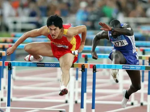 运动快慢的描述—速度-刘翔跨栏比赛