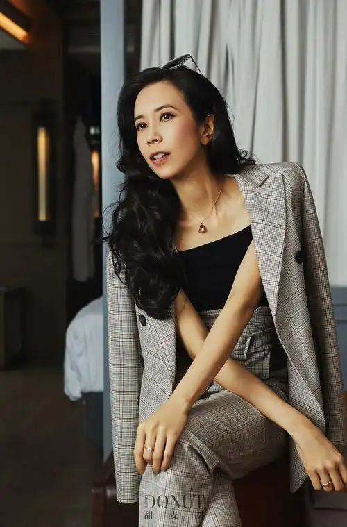 48岁莫文蔚饮食习惯曝光,难怪这么好看,粉丝表示:太自律了