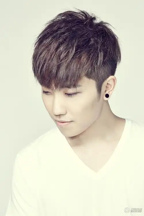 即将由海蝶音乐发行全新创作大碟的徐良(微博)(微信号:xuliang12345)