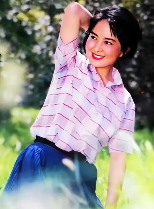 岁月如梭,新版《渡江侦察记》刘队长张金玲70岁了,还记得她吗