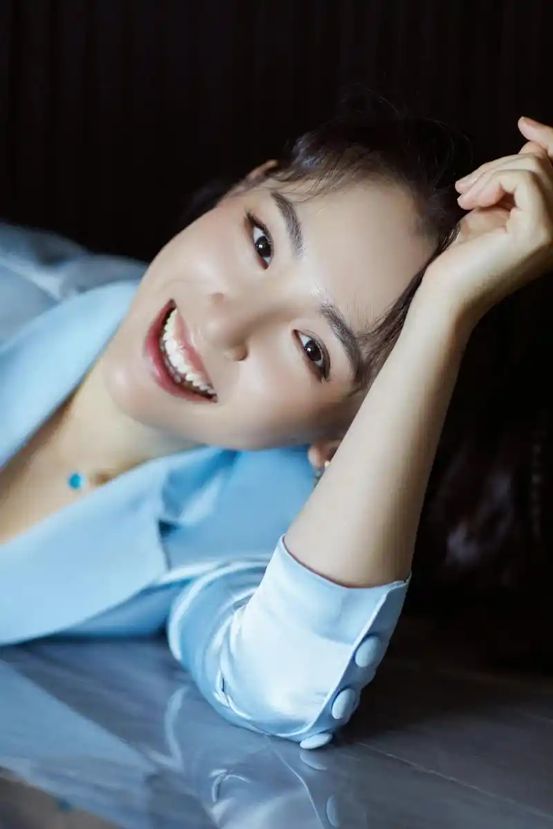 吴倩最新写真照曝光,网友:婚前婚后判若两人