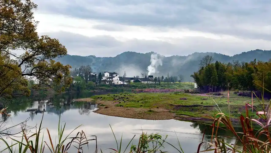 小小村落,袅袅炊烟