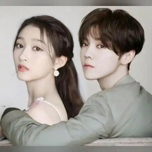 鹿晗关晓彤好有默契啊