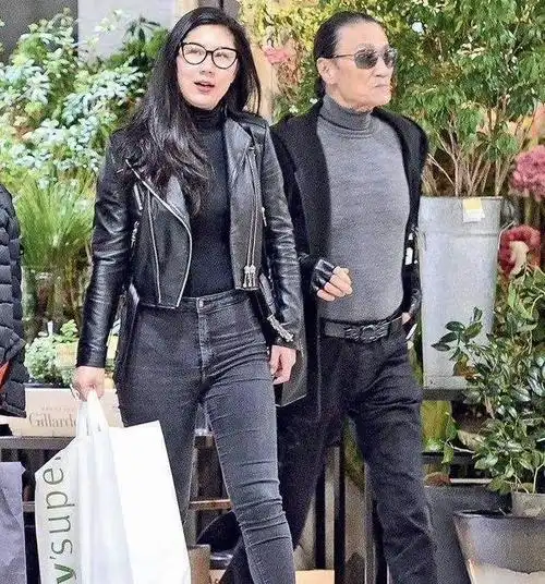 13年爷孙恋分手,81岁谢贤找前期诉苦,全都是靠袋鼠尾巴补身体?