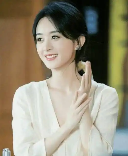 明星撞脸现象:陈冠希变赵本山,关晓彤未来版惊现!_时间_赵丽颖_周迅