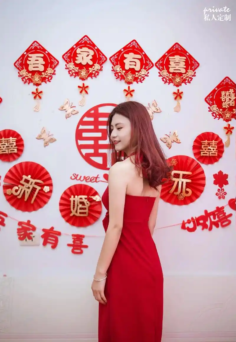 美丽的新娘 #喜结良缘@白敬亭圈外女友  这一天,我等待了 - 抖音