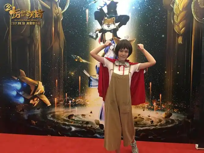 《十万个冷笑话》粉丝cos托尔全中国都在说十万个冷笑话大电影第一部