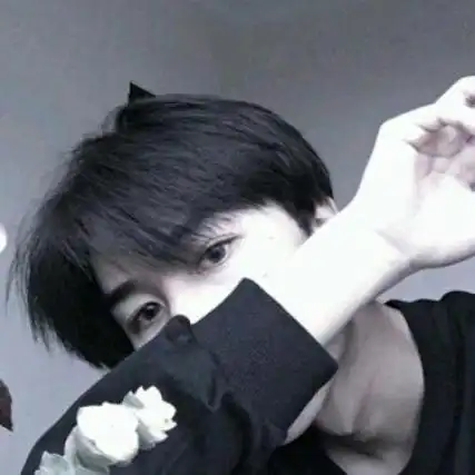 qq男生头像伤感帅气颓废忧伤寂寞的