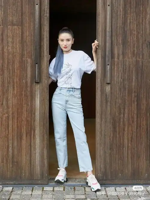 有哪些宋佳私服穿搭推荐? - 知乎