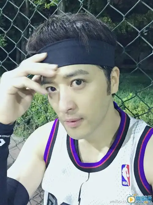 姚奕辰个人资料简介_姚奕辰图片写真_生活照_家庭背景-明星库