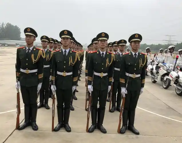 不忘初心——参观国宾护卫队,三军仪仗队,武警特战队表演纪事