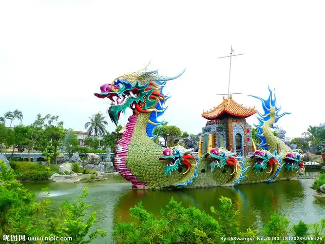 300dpi尺寸:3071×2303像素格式:jpg颜色:rgb40共享分×关 键 词:龙船