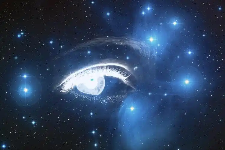 摄图网-星空 眼睛.jpg