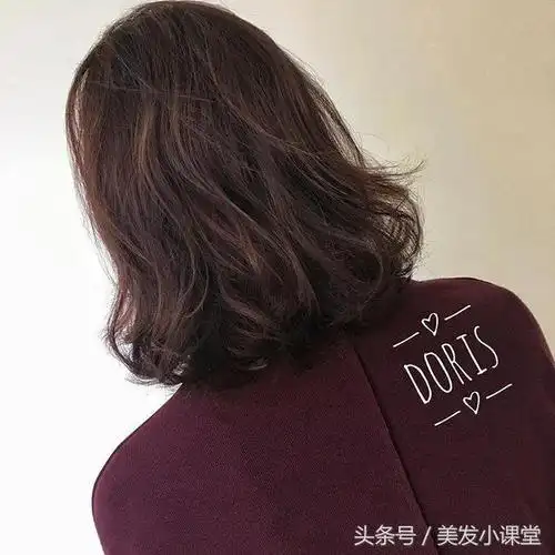 九款最流行的中长卷发,今年烫发就这样烫