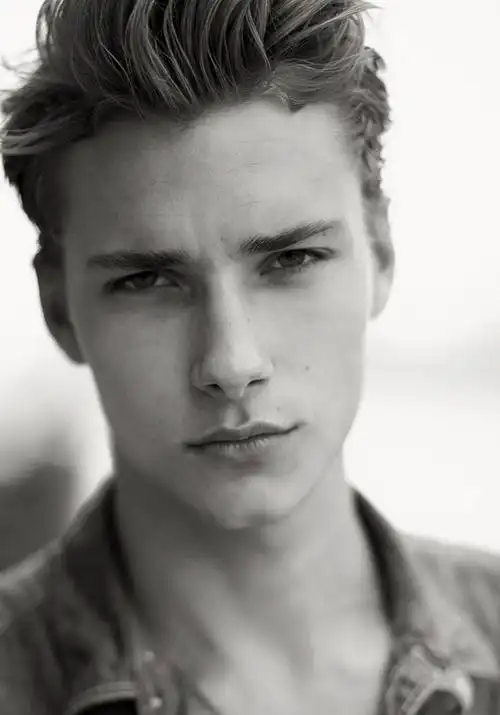 帅气欧美男生图片2018最新版的_欧美帅哥大图素材