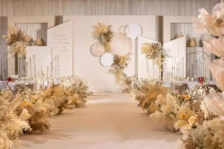 香槟色婚礼温馨浪漫婚礼布置